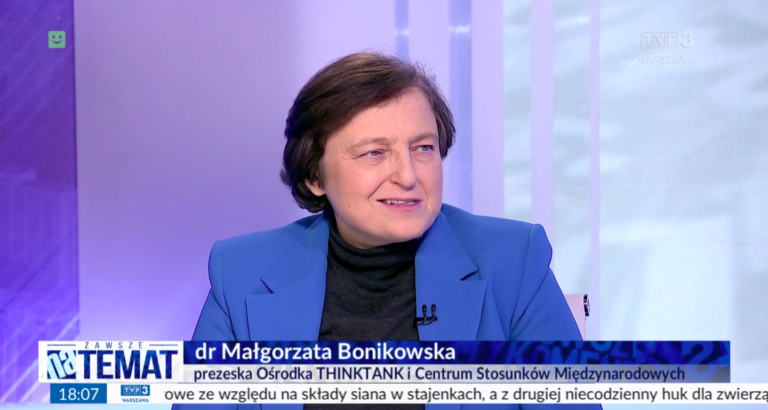 „Dzisiaj się nie mówi, że Grupa Wyszehradzka, to czwórka, tylko V4-2. Bo ani z Węgrami, ani ze Słowacją, Polska i Czechy w zasadzie nie współpracują.” – dr Małgorzata Bonikowska dla TVP3 Warszawa