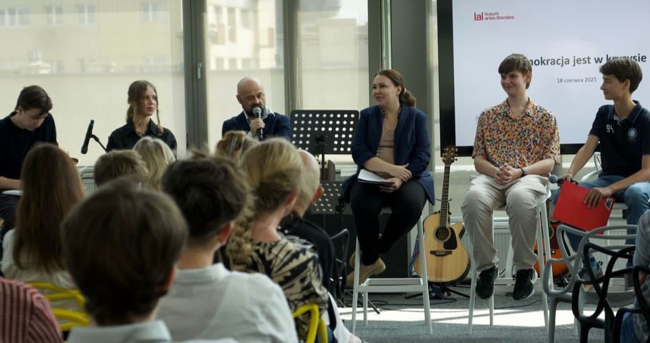 „Czy demokracja jest w kryzysie?”- debata w LAL